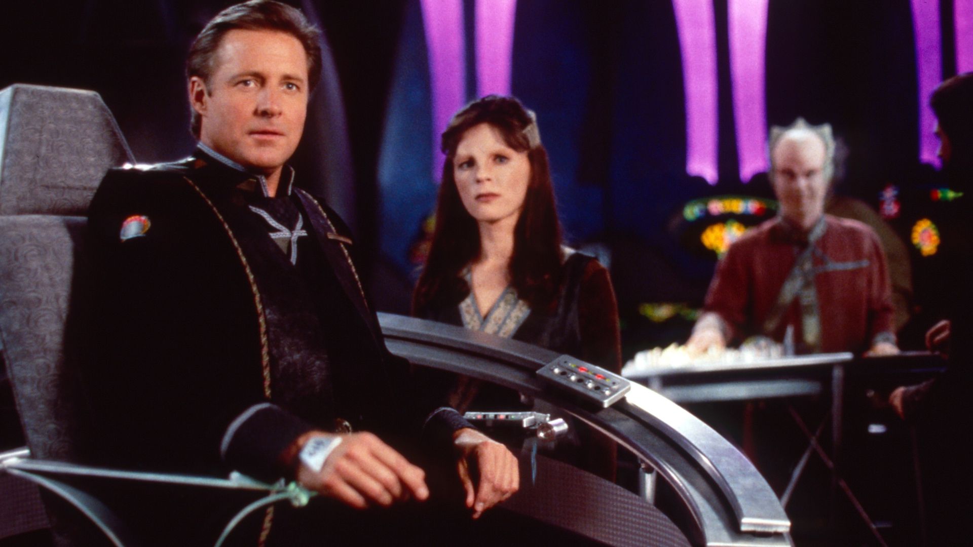 Bruce Boxleitner, Mira Furlan, and Bill Mumy in Babylon 5