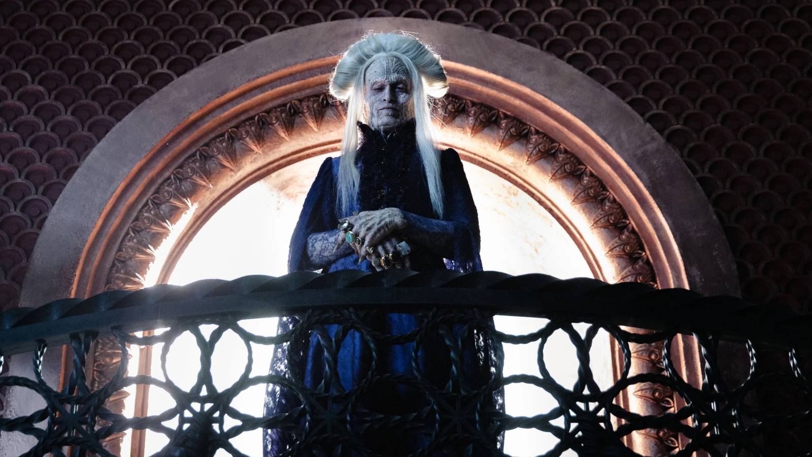 'Dracula' Review: Luc Besson's Take on Bram Stoker Classic Kinda Sucks