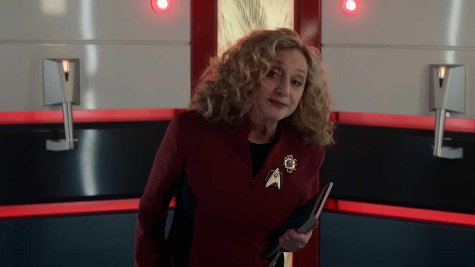 Carol Kane as Commander Pelia in Star Trek: Strange New Worlds