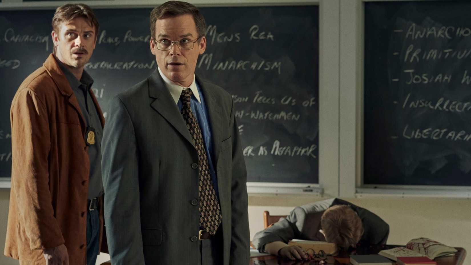 In the Shadow of the Moon (2019)