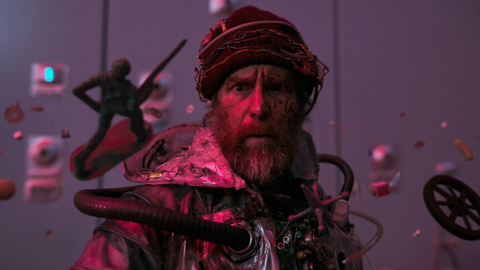 'Good Luck, Have Fun, Don't Die' Review: Sam Rockwell Rules in Raucous Sci-Fi Thriller