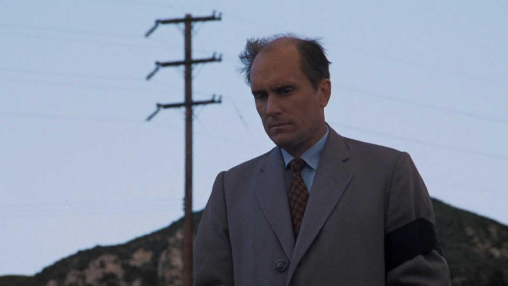 Robert Duvall in The Outfit
