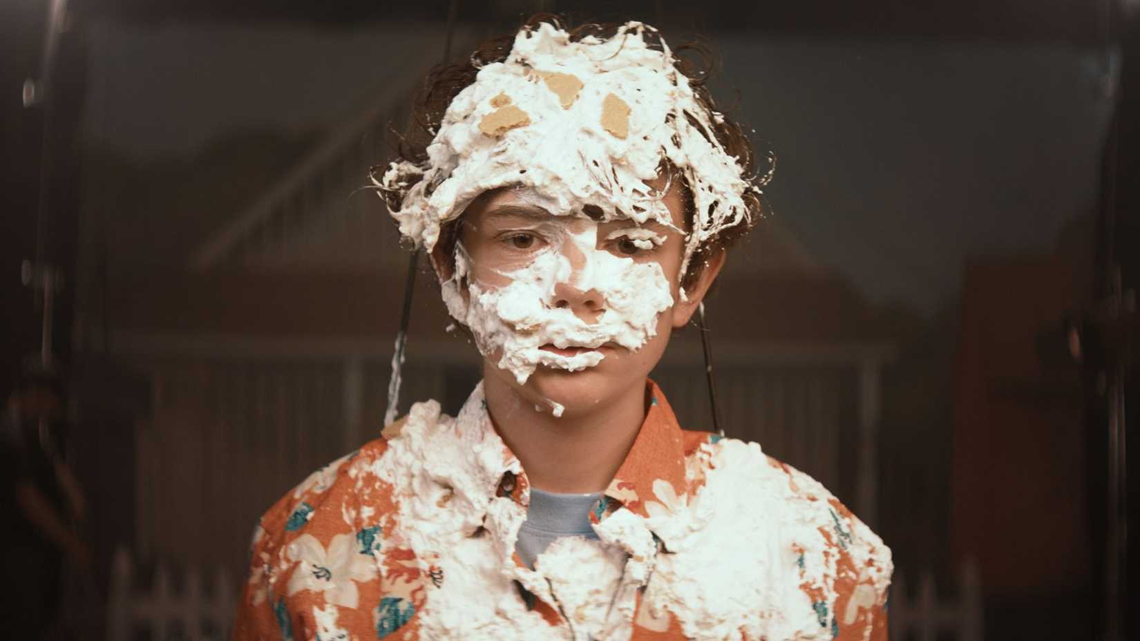 Still from 'Honey Boy' (2019)