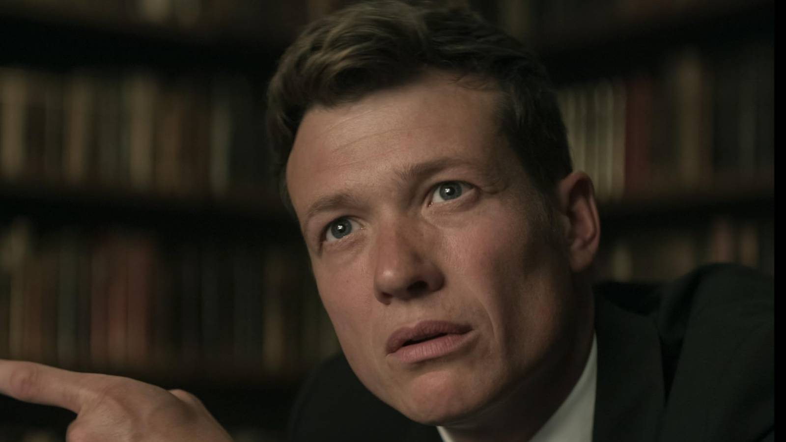 'You' Is Still Netflix's Most Unpredictable Thriller, 8 Years Later