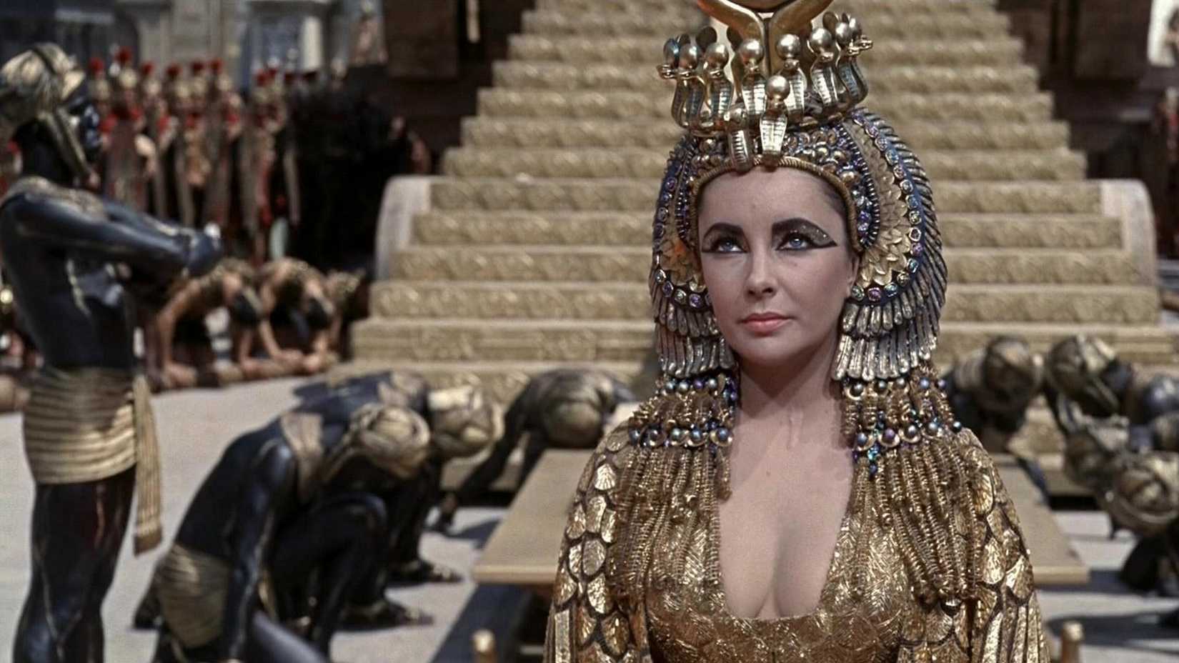Elizabeth Taylor in 'Cleopatra' (1963)