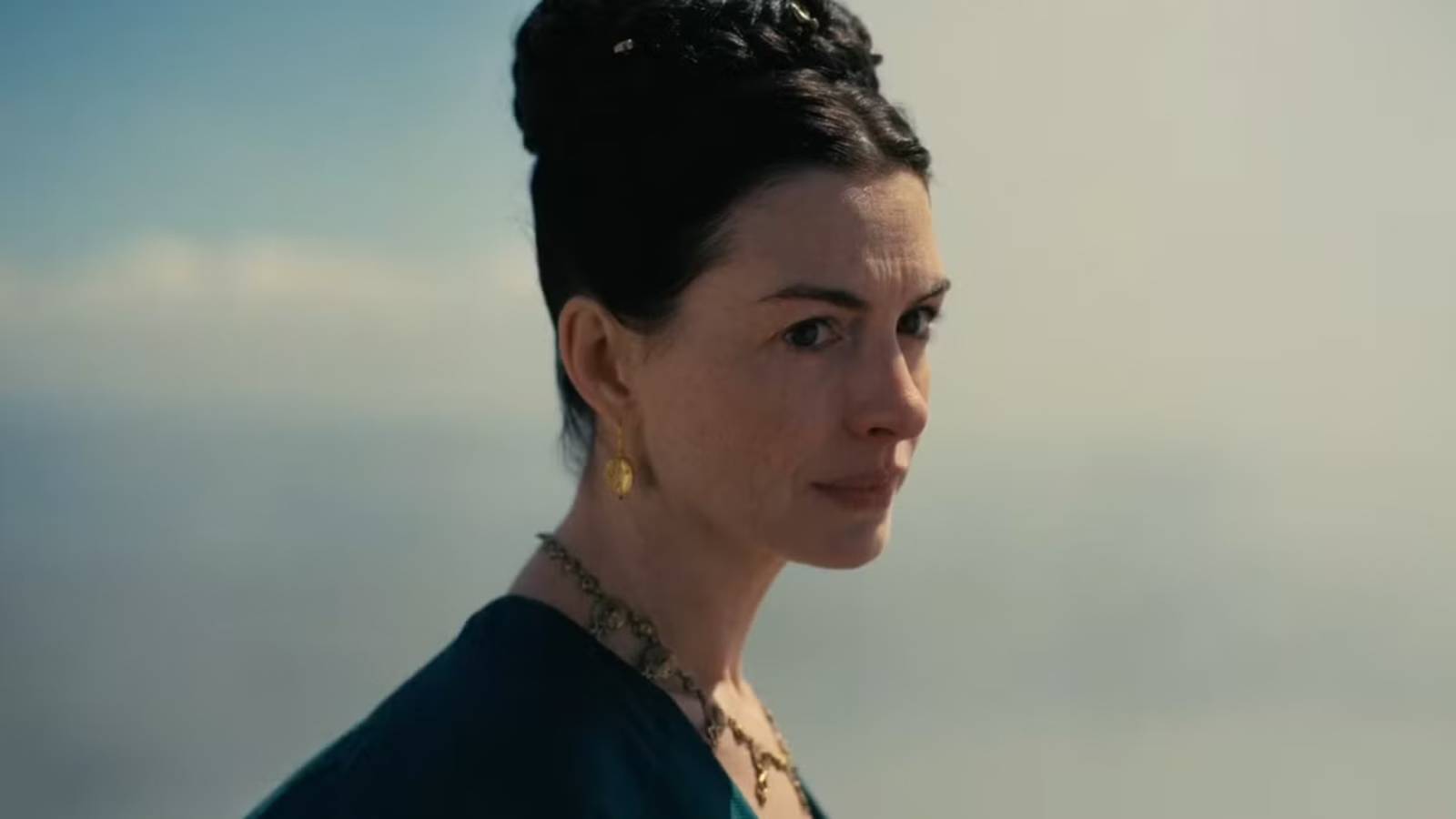 Anne Hathaway di The Odyssey