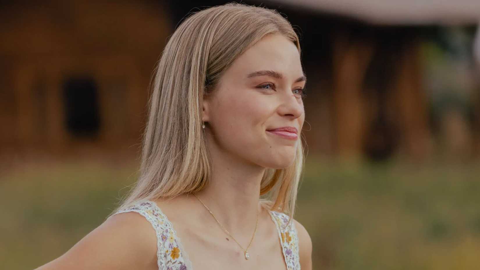 Elle Chapman in The Madison