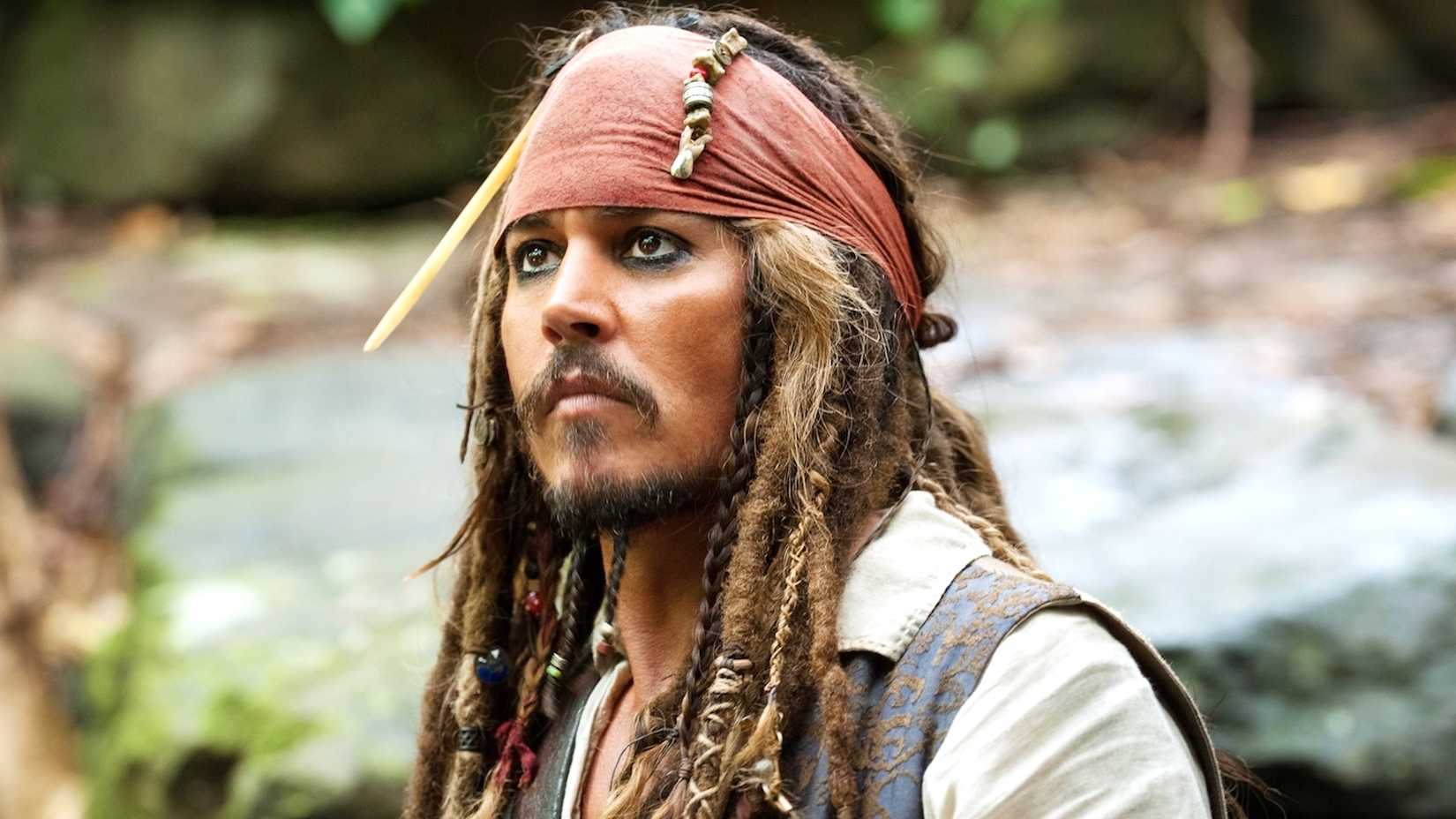 johnny depp in pirates of the caribbean on stranger tides