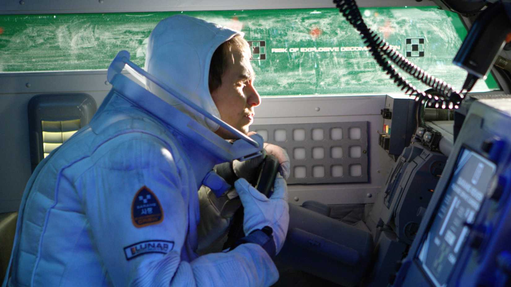 Roger Ebert Moon review streaming hulu sci-fi cult classic thriller hidden gem