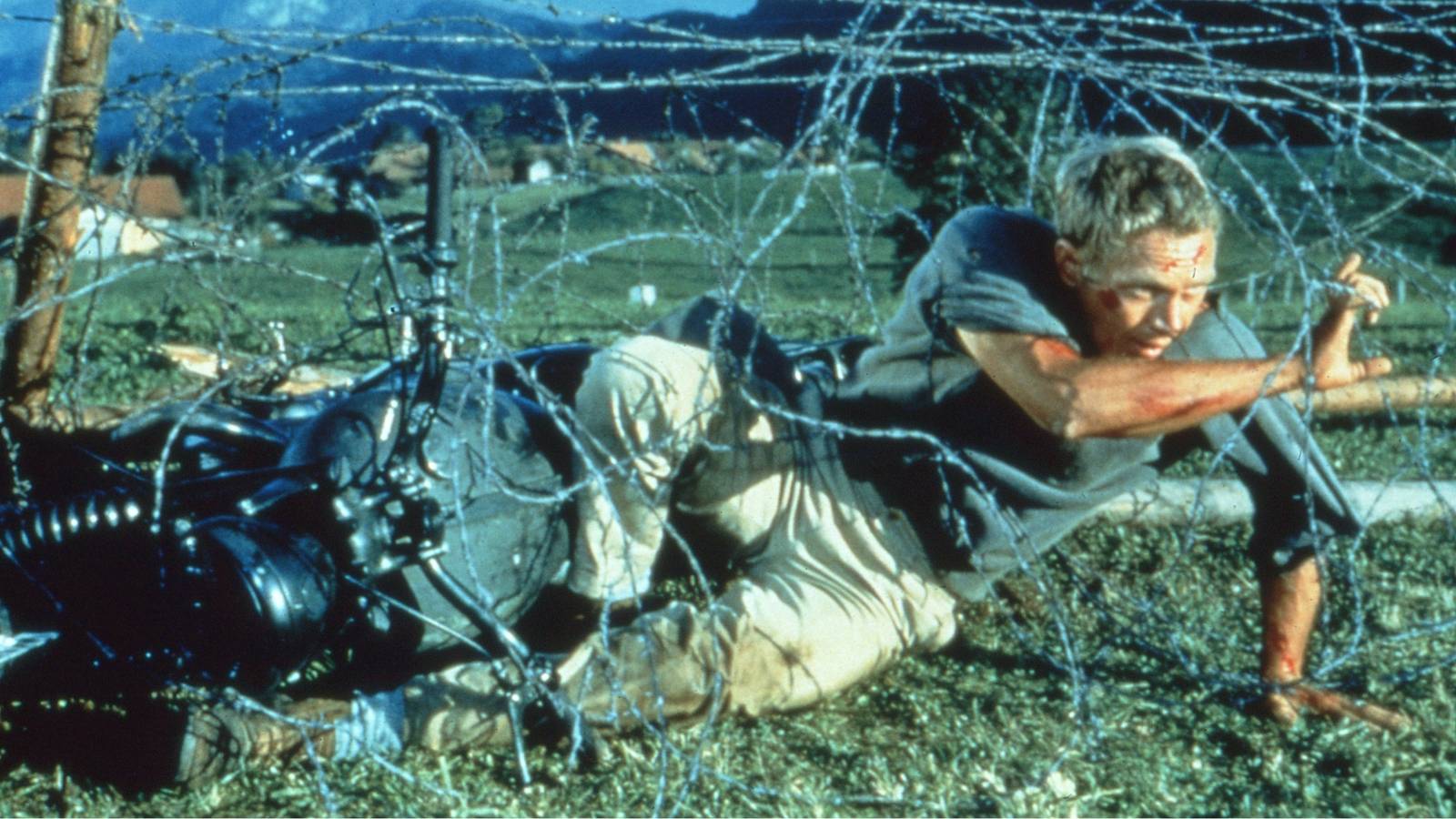 Steve McQueen Great Escape Perang Dunia II Klasik streaming gratis Tubi aksi