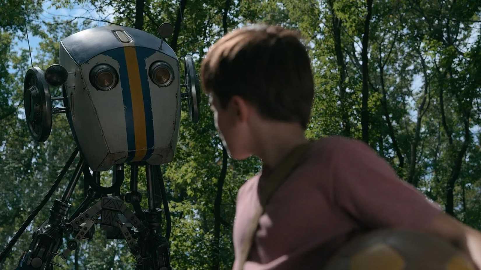 6 Years Later, Prime Video's 'Tales from the Loop' Remains a Perfect Sci-Fi Time Travel Story