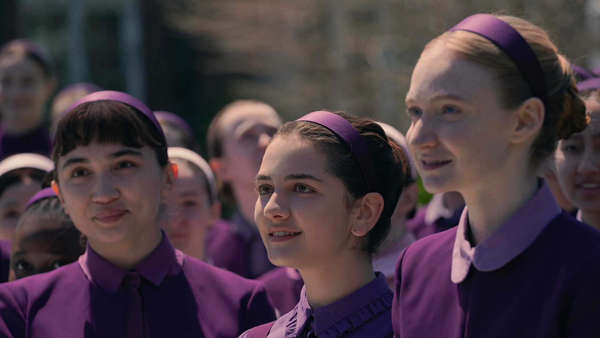 Elisabeth Moss Returns in 'Handmaid's Tale' Sequel Series 'The Testaments'
