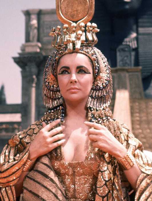 Elizabeth Taylor in 'Cleopatra' (1963)