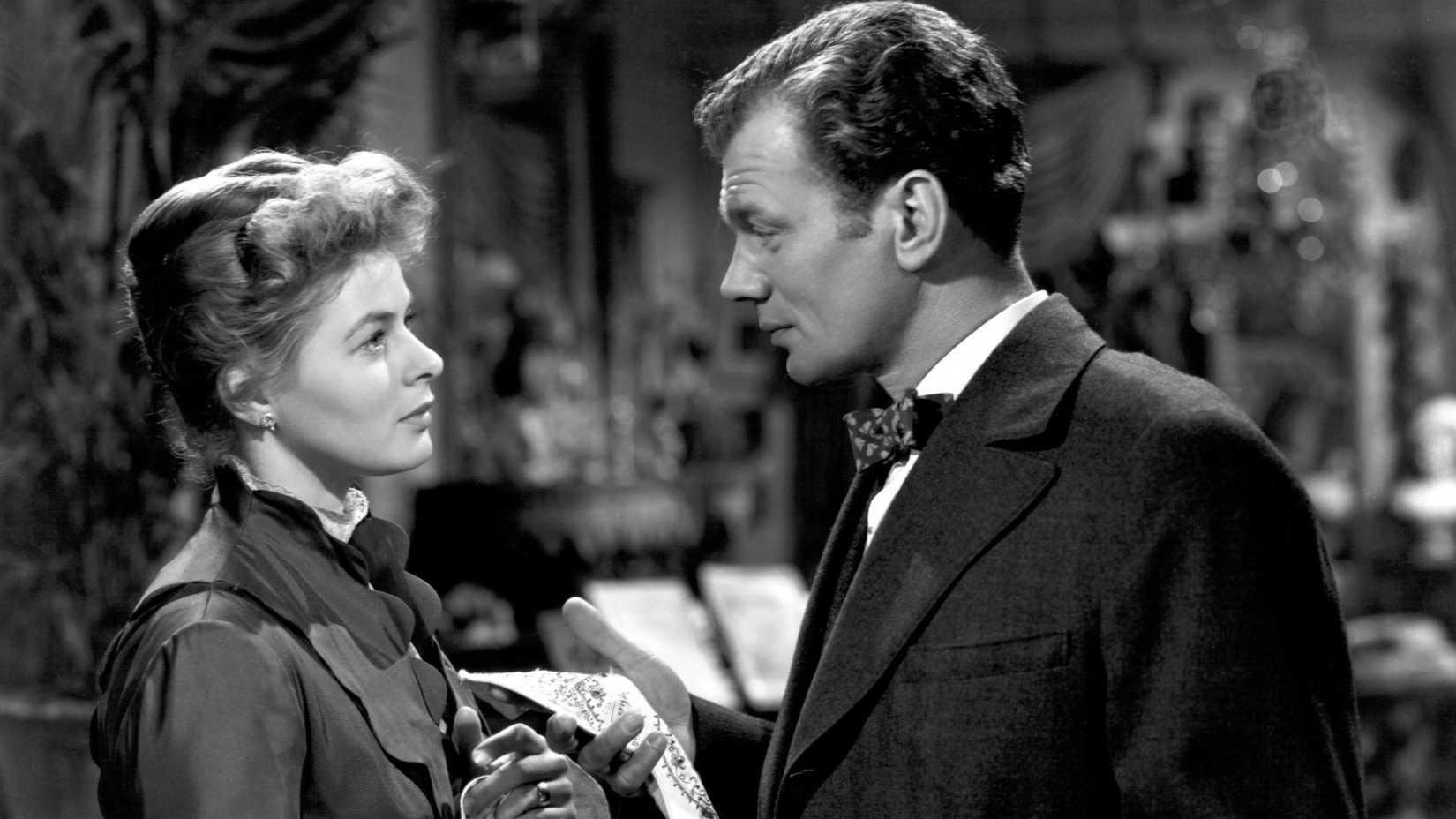 Charles Boyer and Ingrid Bergman in 'Gaslight' (1944)