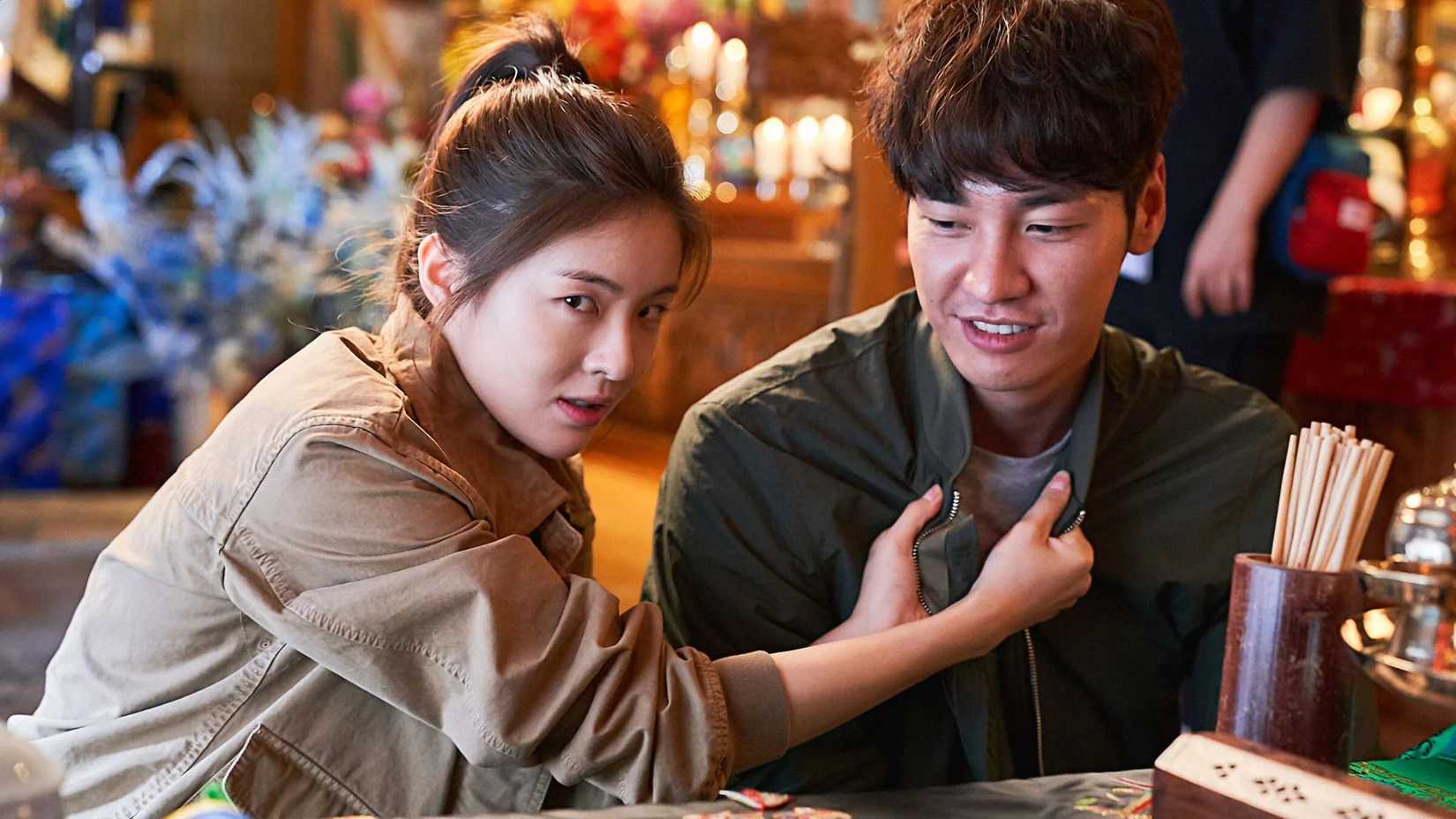 Kim Young-kwang and Lee Sun-bin in 'Mission: Possible' (2021)