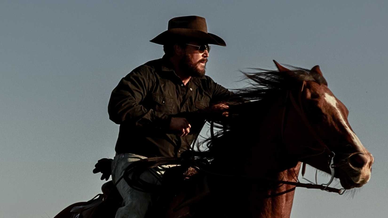 Taylor Sheridan Reportedly Clashes With 'Dutton Ranch' Star Behind the ...