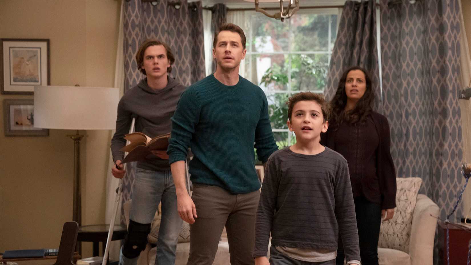 The Stone family looking up in Manifest.