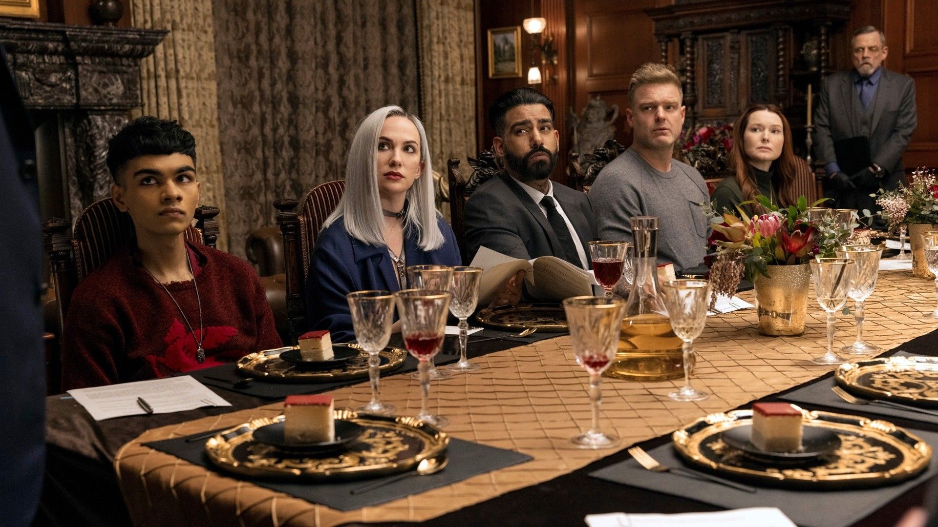 Netflix's 8-Part Gothic Horror Series Was So Good, Even Stephen King ...
