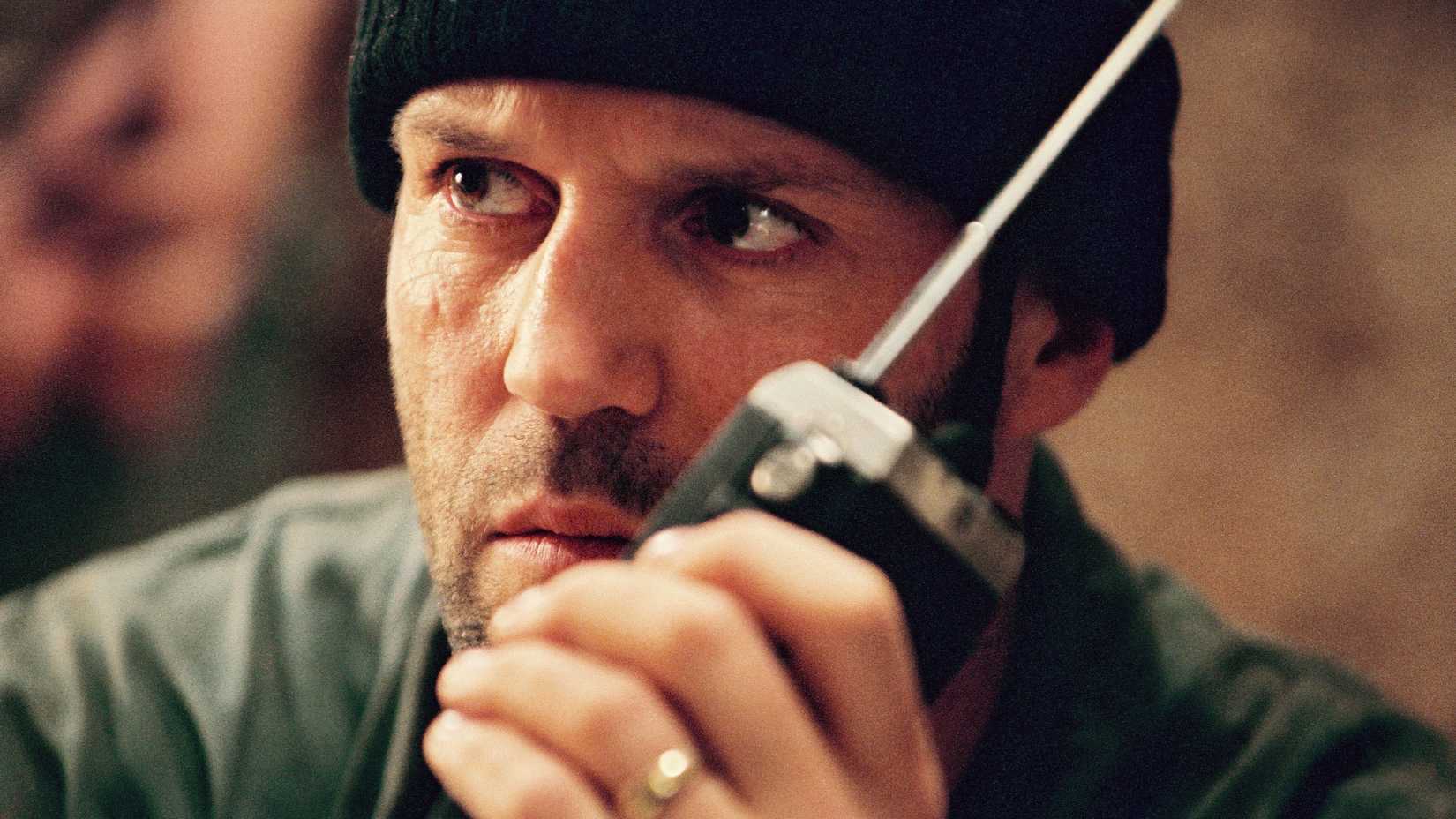 Jason Statham en el trabajo del banco