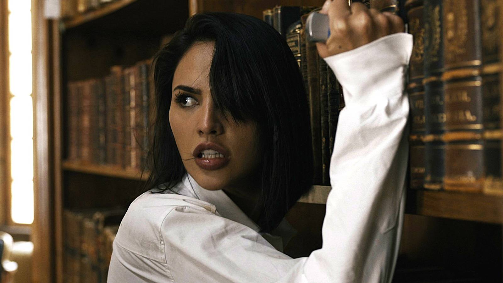 Guy Ritchie "Indiana Jones Wannabe" 'Fountain of Youth' Defies Critics to Become Streaming Treasure