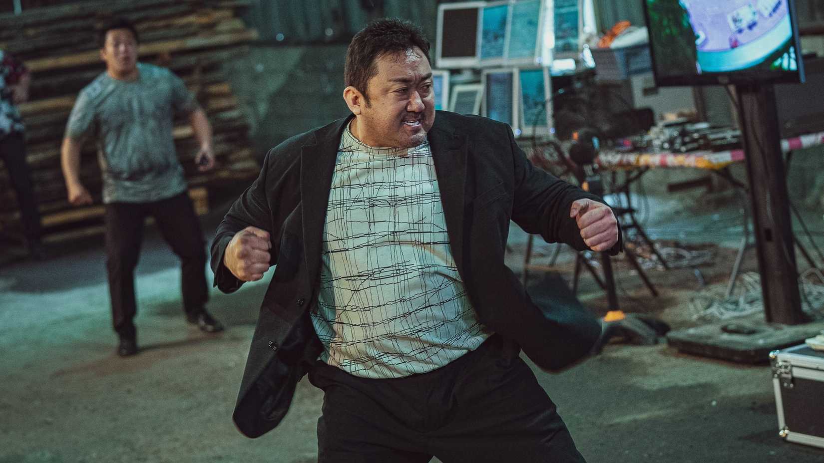 Don Lee in The Roundup