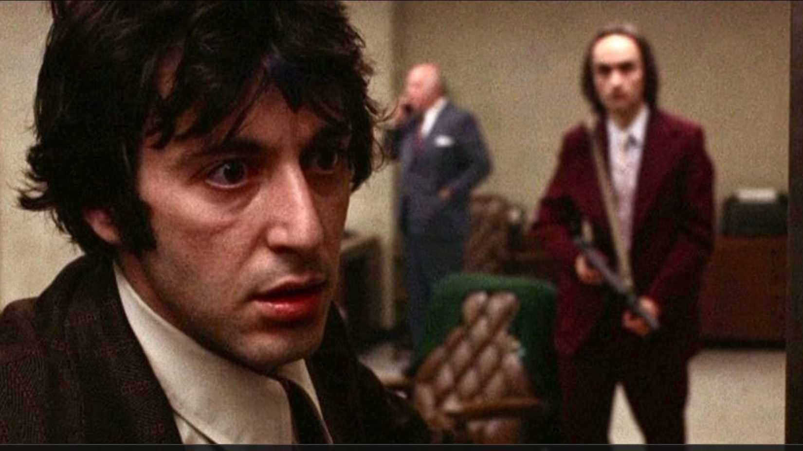 Al Pacino e John Cazale em cena de Um Dia de Cão