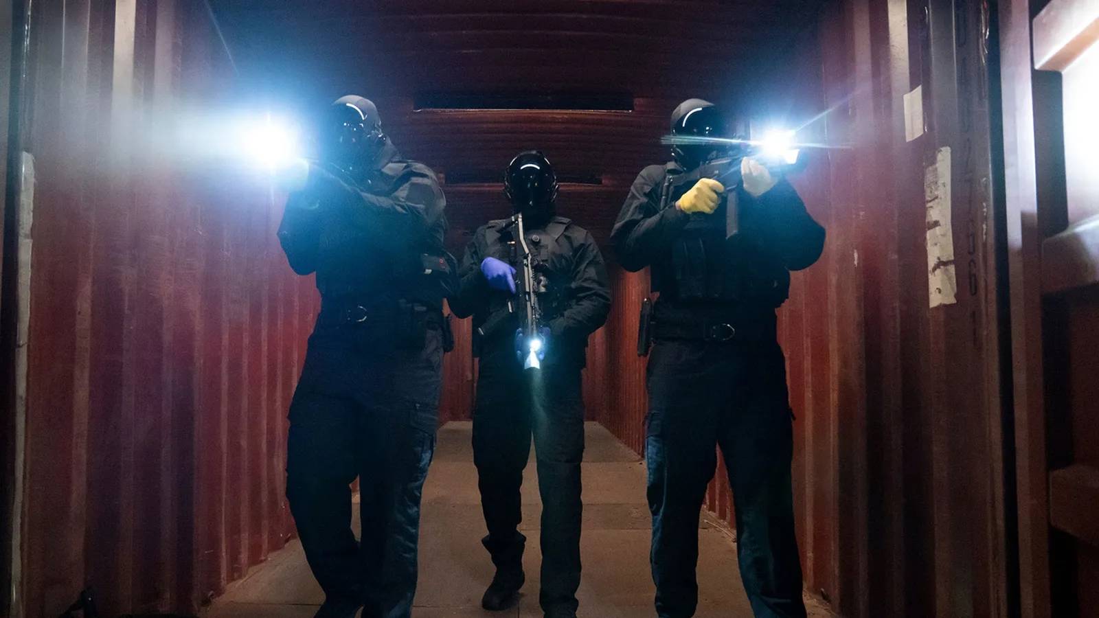Netflix's Near-Perfect Crime Thriller Finally Toppled By New Sci-Fi Smash