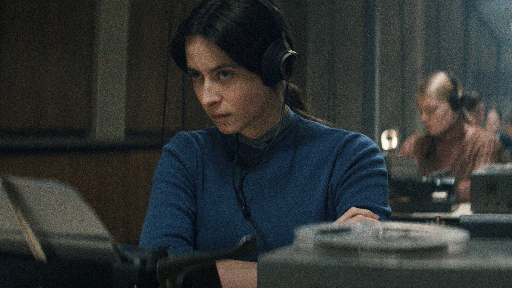 Agnes O’Casey stars in 'Star City'