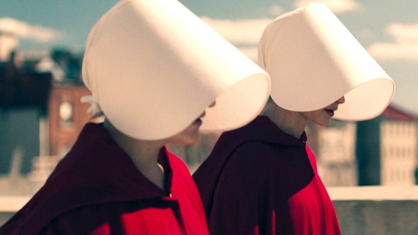 'The Handmaid's Tale' Star Reveals Surprise Return Was Years in the Making