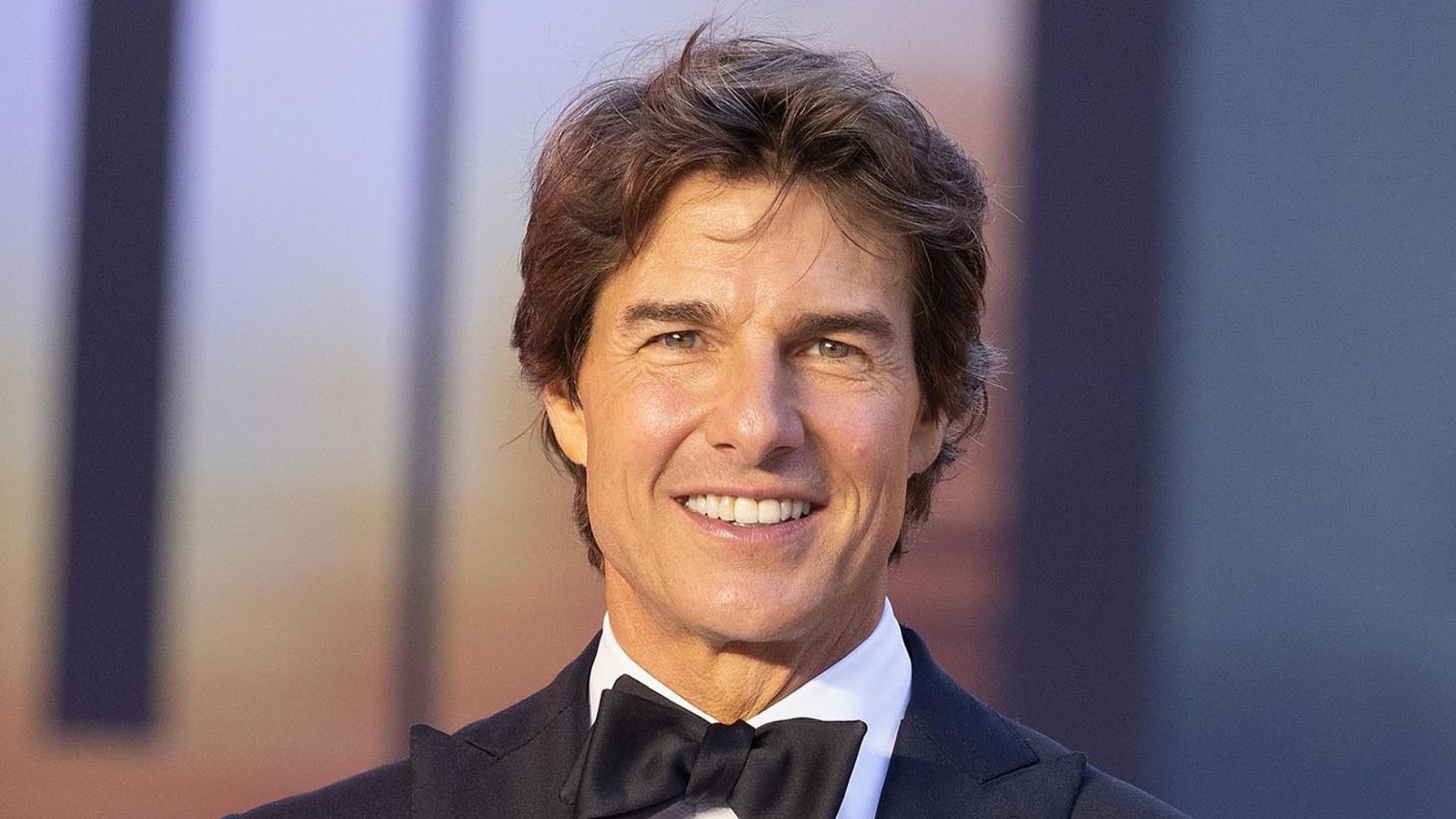 Tom Cruise's 'Interview with the Vampire': Themes and Characters Explored movies cover image