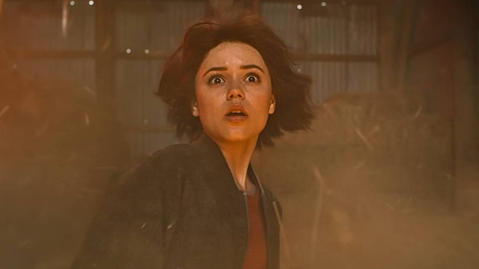 Jenna Ortega spielt die Hauptrolle im ersten Trailer für Taika Waititis ...