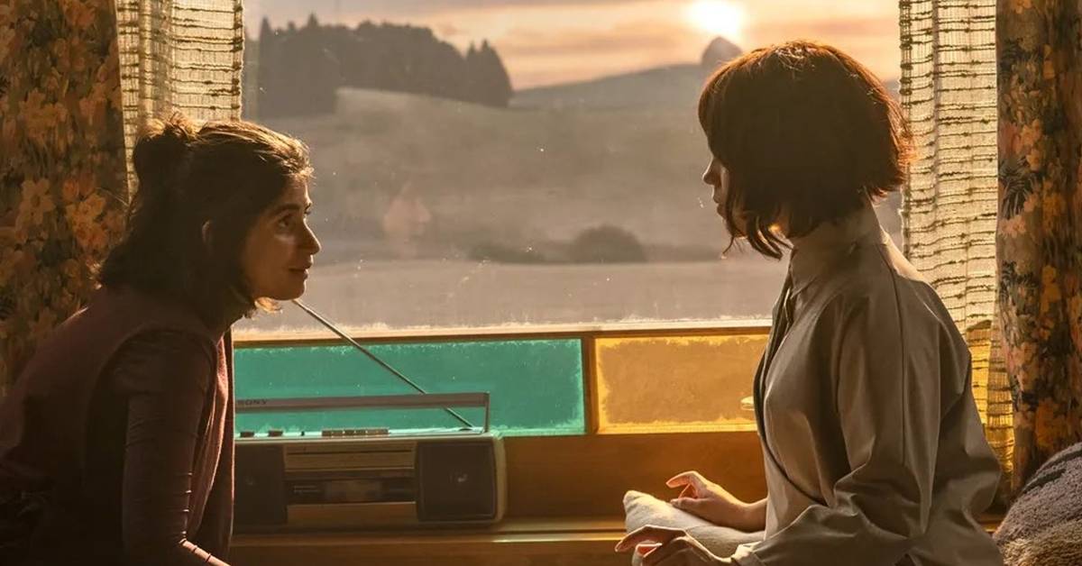 movieweb.com - Marcos Melendez - Jenna Ortega Is a Futuristic Robot in First Look at Taika Waititi's New Dystopian Sci-Fi Adaptation