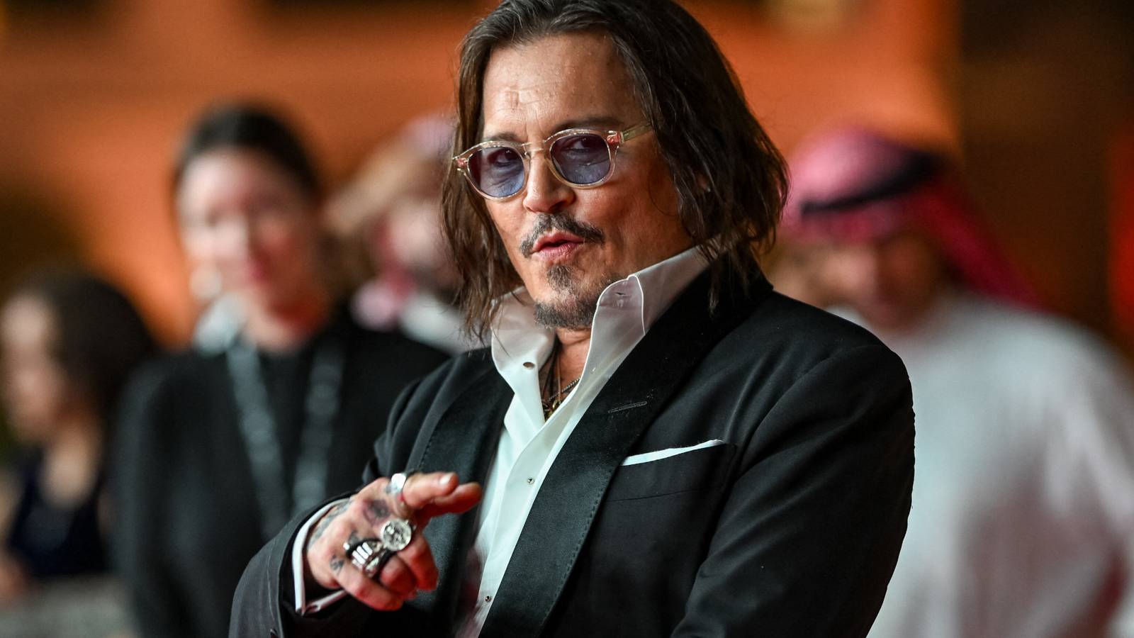Johnny Depp Reportedly in Talks for 'Pirates of the Caribbean 6'