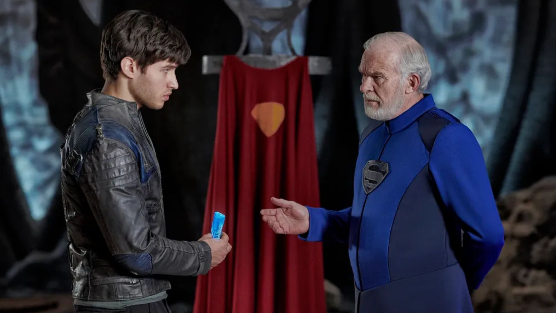 DC's 'Game of Thrones'-Esque Sci-Fi Epic is the Perfect Supergirl Prequel