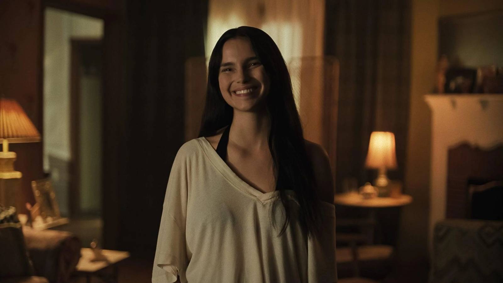 5 Theories For What Took Over Nikki in 'Obsession' - MovieWeb