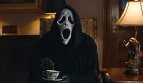 Ghostface in Scary Movie