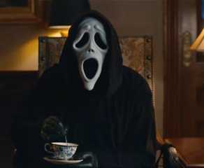 Ghostface in Scary Movie