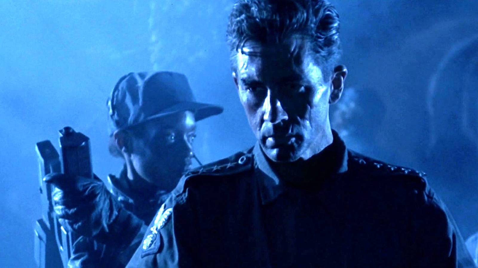 35 Years Later, James Cameron's $500M Sci-Fi Blockbuster Loses Its Crown ...