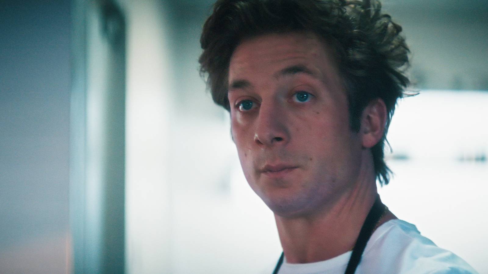 Review | Jeremy Allen White & Co. Deliver an Emotional Ending to Hulu's ...