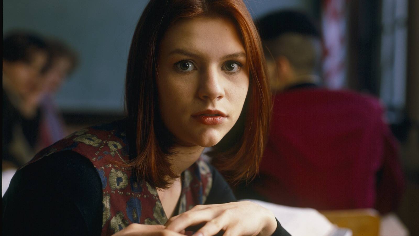 10 Most Perfect TV Shows from the 1990s I Still Think About Daily