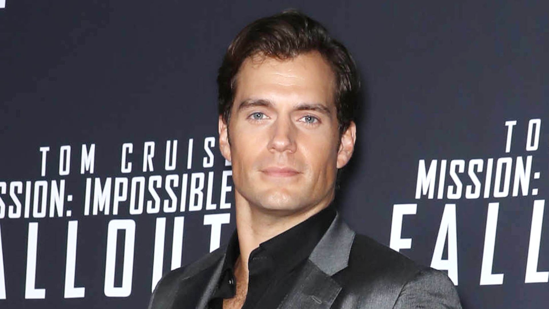 Henry Cavill's Unofficial James Bond Prequel Sets Free Streaming Release Date cover image