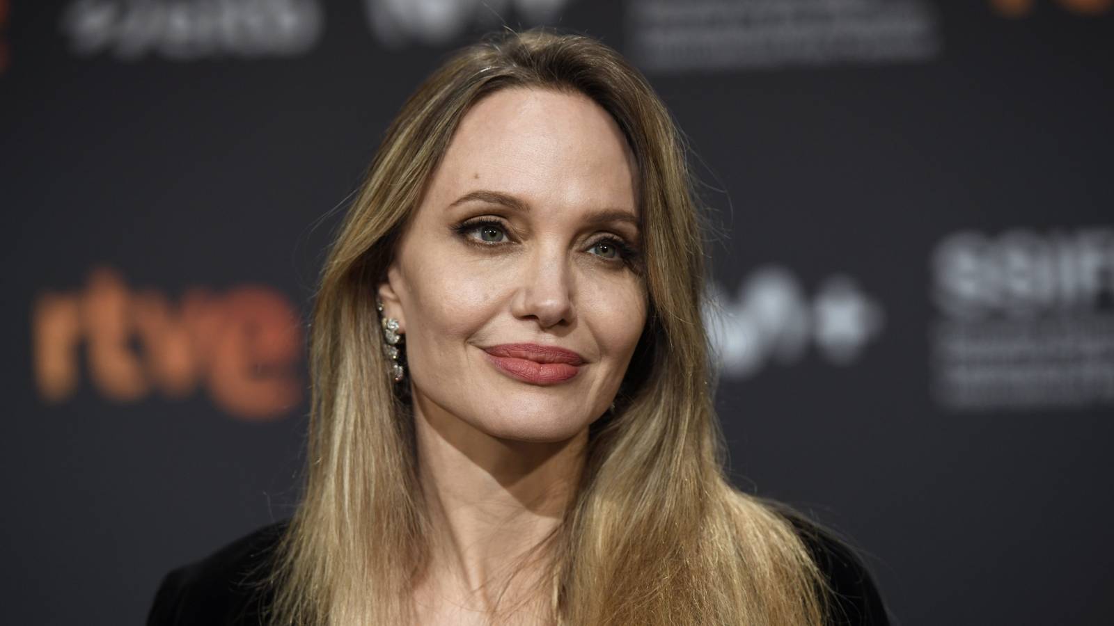 Angelina Jolie's War Thriller Adaptation With Salma Hayek Finally Sets Release Date 2 Years Later