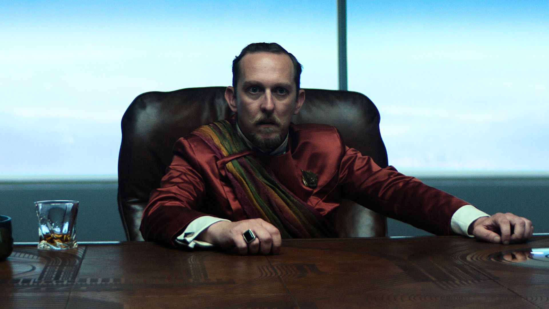 Apple TV's Sci-Fi Hit Is Left With a Spare Character After Its Massive Book Change