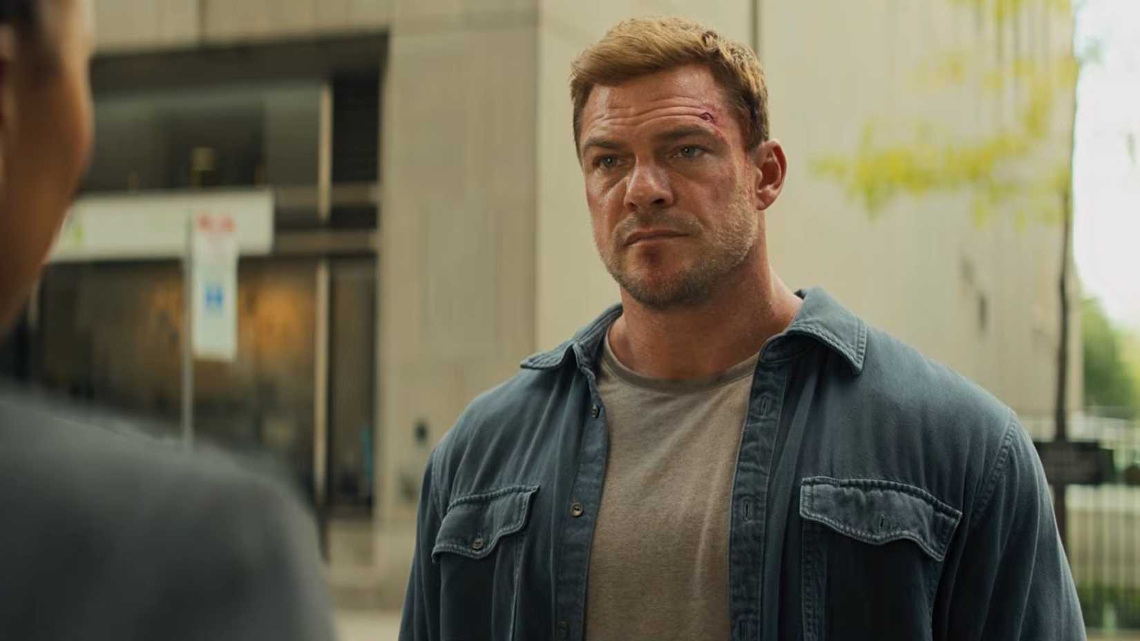 Alan Ritchson as Jack Reacher in 'Reacher' Season 4 trailer.