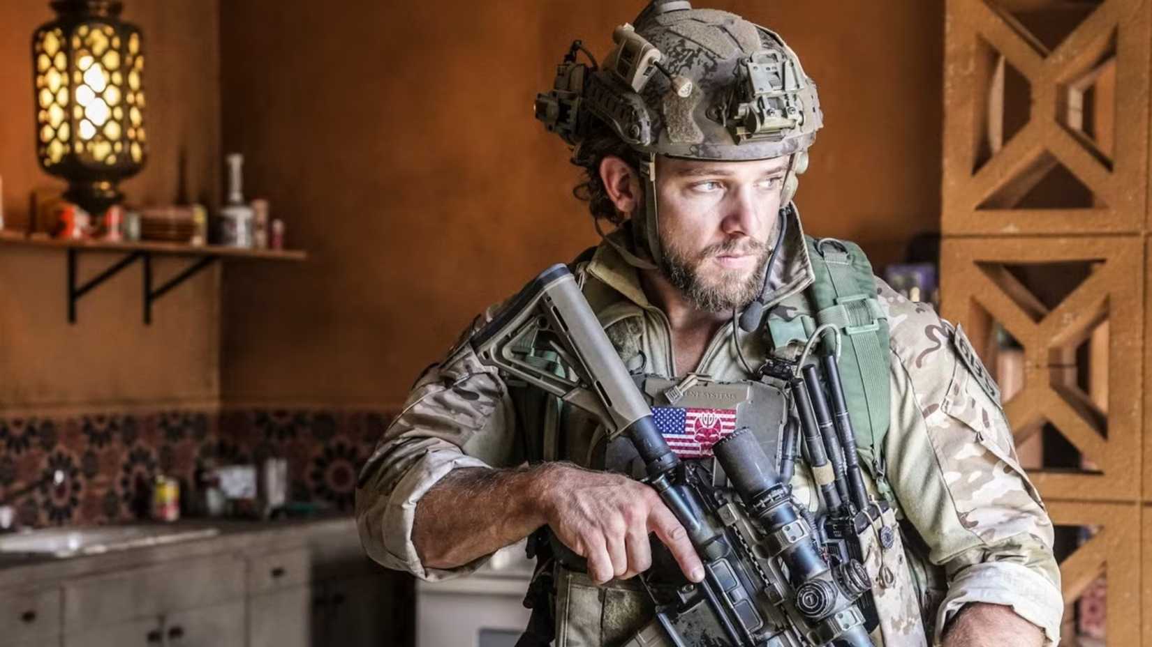 Max Thieriot SEAL Team