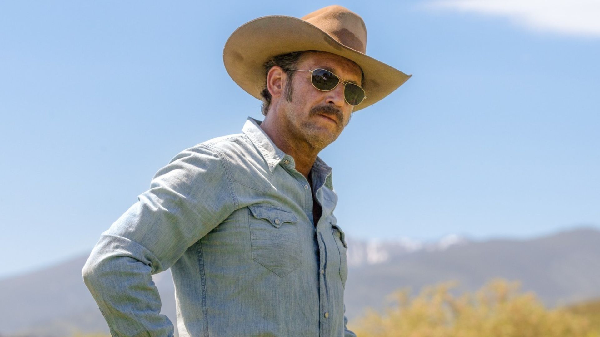 'Dutton Ranch' Finds Perfect New Cast Candidate as Taylor Sheridan ...