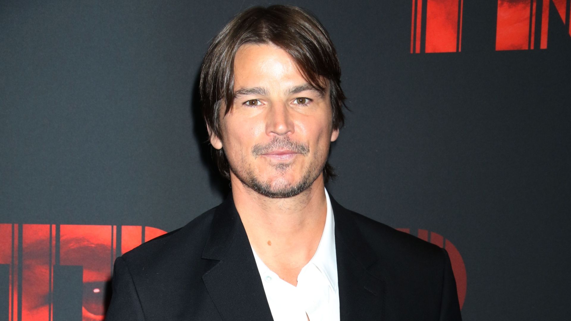 Josh Hartnett's 6-Part Supernatural Netflix Series Is Mandatory Viewing for Fall 2026