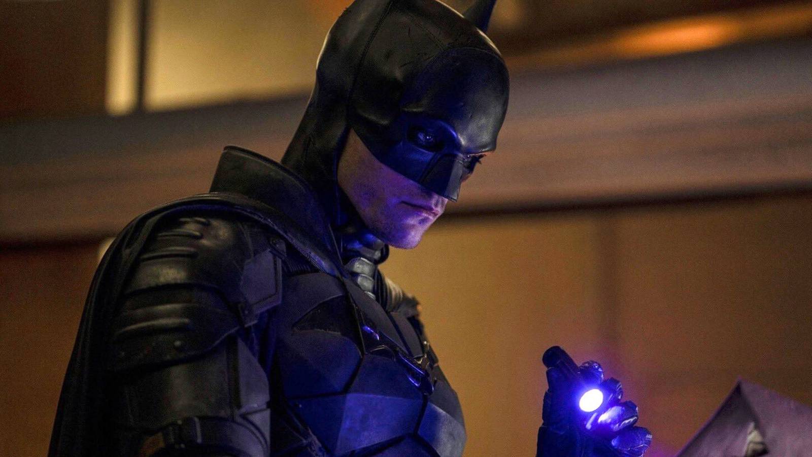 Is James Gunn's DCU Really Introducing Batman in a Green Lantern TV Show?