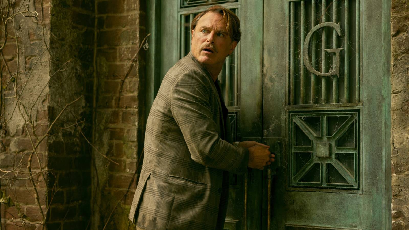'Outer Banks' Prequel 'Kildare' in Development at Netflix