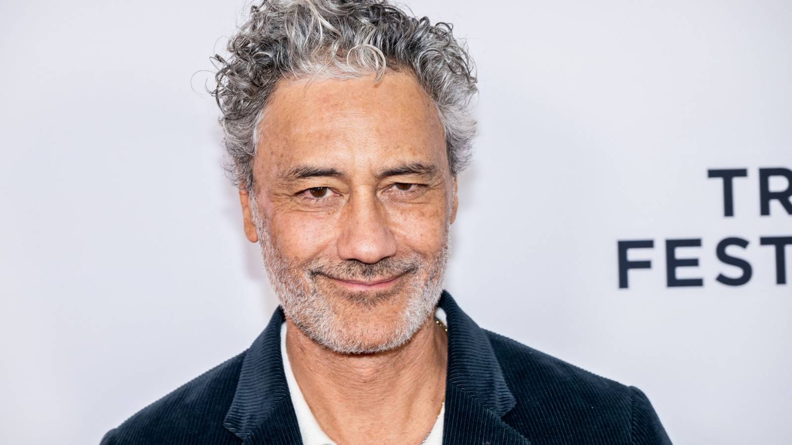 Taika Waititi Delivers Long-Awaited Update on His Star Wars Movie ...